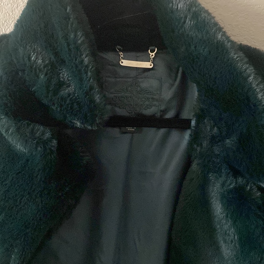 New jacket - Picture 2 of 3